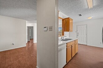2107 La Salle Ave in Lubbock, TX - Building Photo - Building Photo