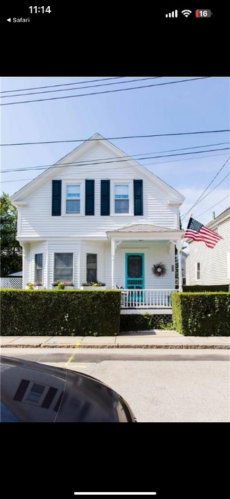 18 Lucas Ave in Newport, RI - Building Photo