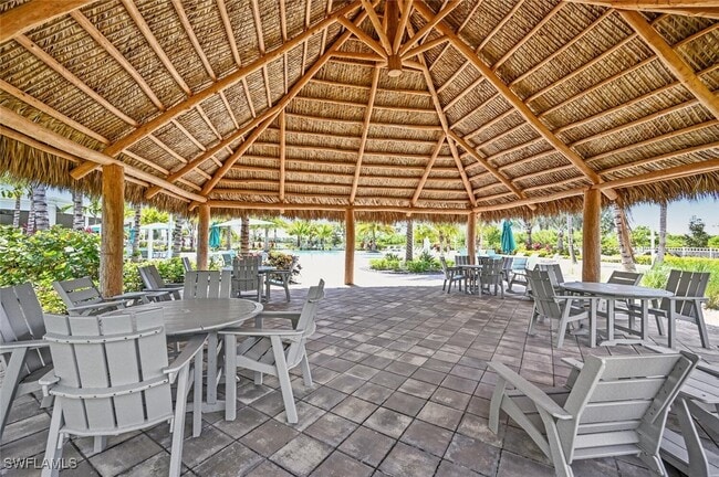 16772 Seasons Coast Dr in Bonita Springs, FL - Building Photo - Building Photo