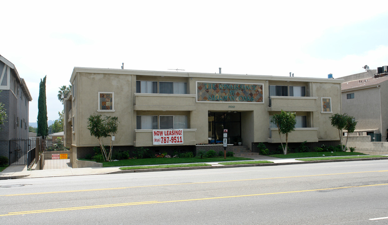 The Renaissance At Sherman Oaks in Sherman Oaks, CA - Building Photo