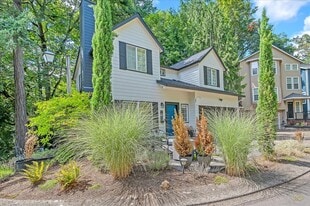 14412 Sherbrook Pl in Lake Oswego, OR - Building Photo
