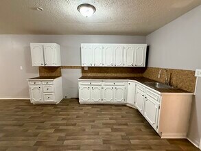 724 Searcy Ave in Griffin, GA - Building Photo - Building Photo