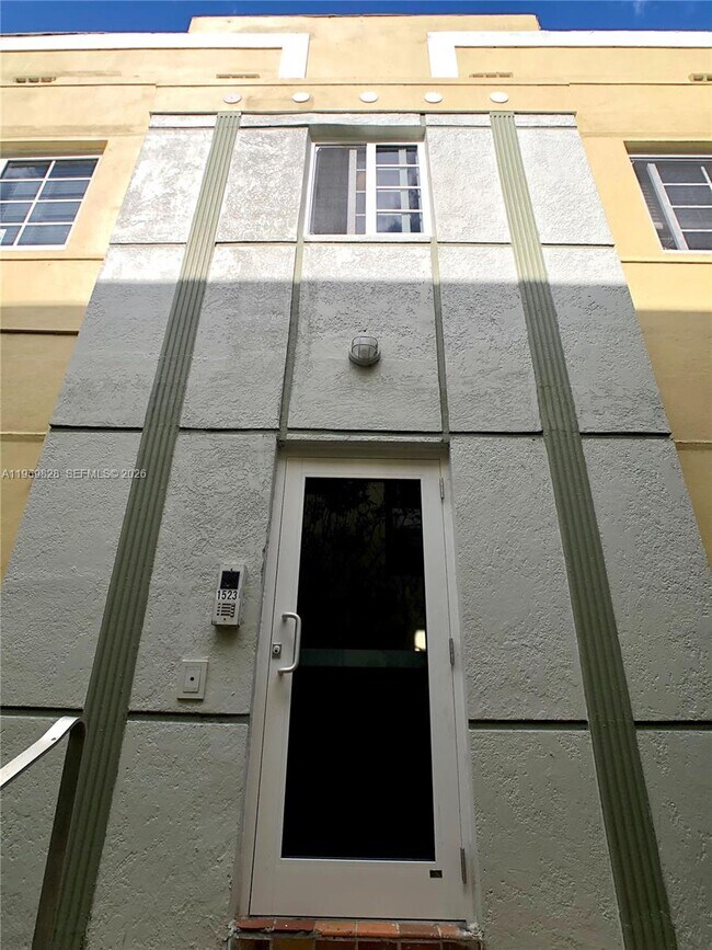 1521 Jefferson Ave in Miami Beach, FL - Building Photo - Building Photo