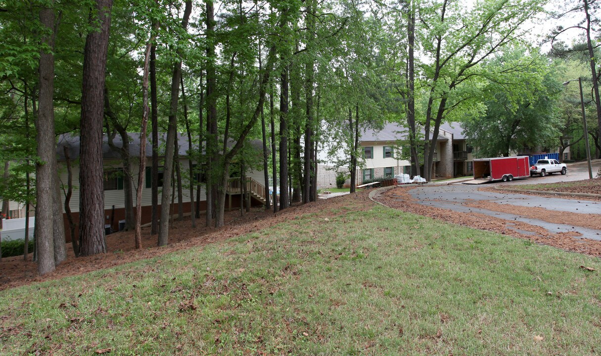 Richmond Hills in Raleigh, NC - Building Photo