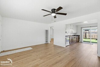 534-38 Emory St in Imperial Beach, CA - Building Photo - Building Photo