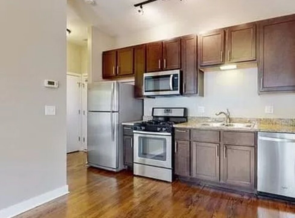 1916 N Lincoln Ave in Chicago, IL - Building Photo
