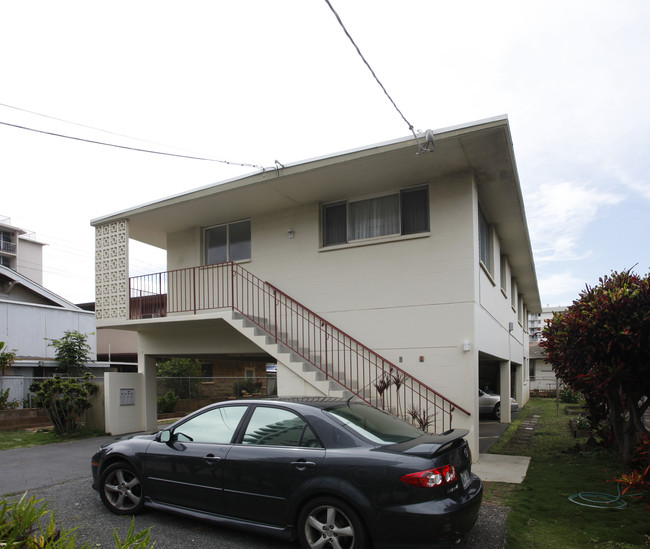 810 Wiliwili St in Honolulu, HI - Foto de edificio - Building Photo
