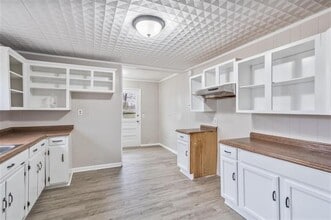 229 Eastview Dr in Glasgow, KY - Building Photo - Building Photo