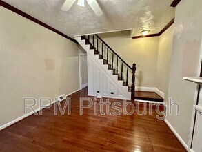 2118 Sidney St in Pittsburgh, PA - Building Photo - Building Photo