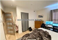 118 Buttonwood St photo'