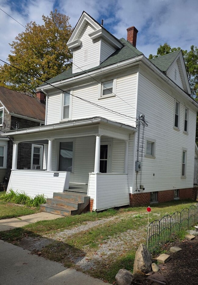 property at 408 Quarry St