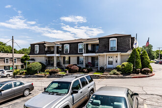 Deauville in Prairie Village, KS - Foto de edificio - Building Photo