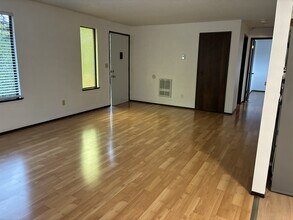 4730 SE 69th Ave, Unit 4732 in Portland, OR - Foto de edificio - Building Photo