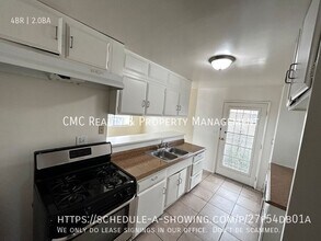 2039 Lewis Ave in Long Beach, CA - Building Photo - Building Photo