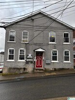 412 Oak St in Allentown, PA - Building Photo