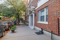 225 Lincoln Pl in Brooklyn, NY - Foto de edificio - Building Photo