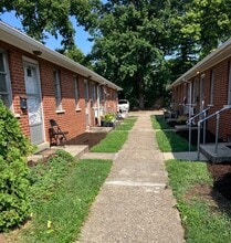 512 Olden Ave, Unit 2 in Arlington Heights, OH - Building Photo - Building Photo