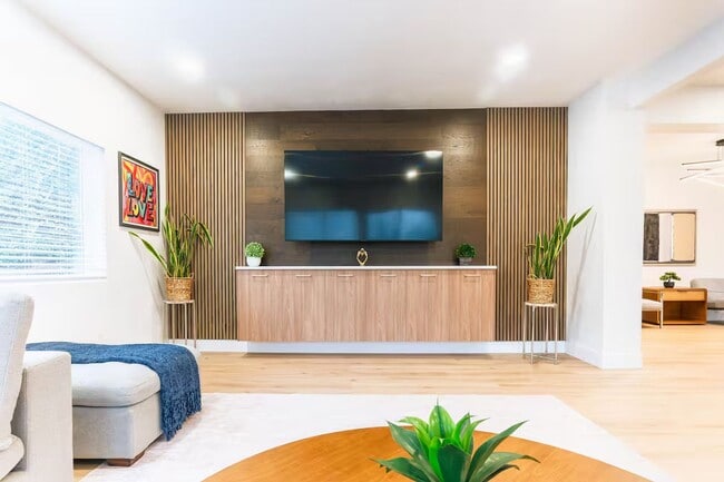 11807 8th Ave S in Seattle, WA - Building Photo - Building Photo