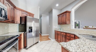 402 Willow Creek Dr, Unit 1539 in Elizabethtown, KY - Building Photo - Building Photo