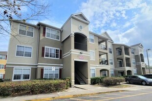 8137 Claire Ann Dr in Orlando, FL - Building Photo