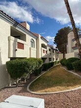 8455 W Sahara Ave in Las Vegas, NV - Building Photo - Building Photo
