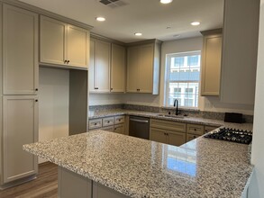 2800 Telegraph Blvd in Marina, CA - Building Photo - Building Photo