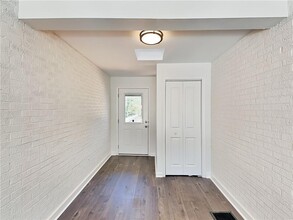 1164 Lynhurst Dr SW in Atlanta, GA - Building Photo - Building Photo