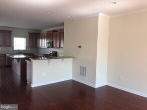 7242 Brinley Way in Elkridge, MD - Building Photo - Building Photo