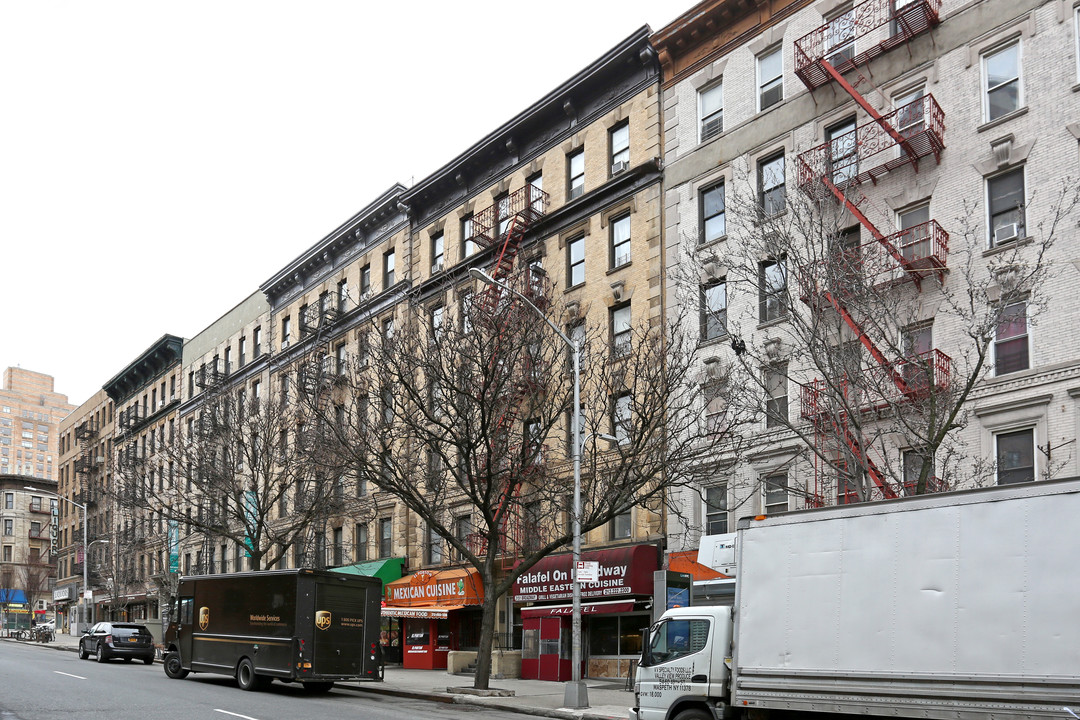 3151 Broadway in New York, NY - Building Photo