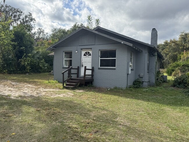 property at 1001 Lucas St