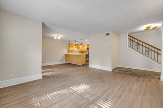 1 Timberline Trl in Ormond Beach, FL - Building Photo - Building Photo