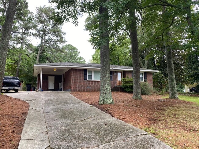 property at 1394 Pair St SE