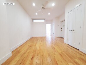 2285 7th Ave in New York, NY - Building Photo - Building Photo
