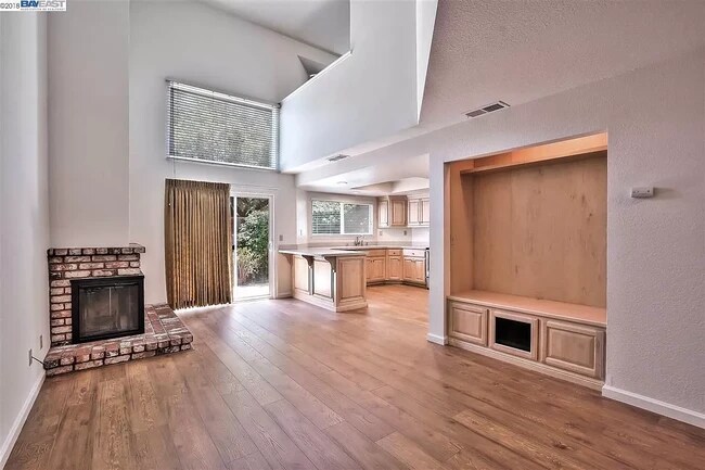 38755 Crane Ter in Fremont, CA - Foto de edificio - Building Photo