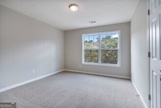 6126 Allpoint Way, Unit H10 in Fairburn, GA - Building Photo - Building Photo