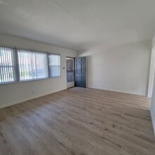 24 N Joanne Ave in Ventura, CA - Building Photo - Building Photo