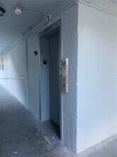 1735 W 60th St in Hialeah, FL - Building Photo - Building Photo