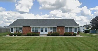 1045 Halbedel St in Upper Sandusky, OH - Building Photo