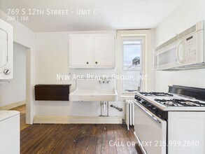 769 S 12th St in Philadelphia, PA - Building Photo - Building Photo
