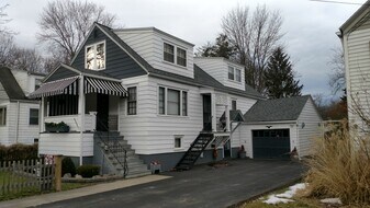 312 Wood St, Unit 1 Lower in Ithaca, NY - Building Photo