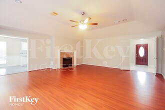 19810 Hoppers Creek Dr in Katy, TX - Foto de edificio - Building Photo