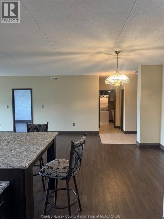 200 Manning Rd in Tecumseh, ON - Building Photo - Building Photo