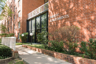 Forest Apartments in Glen Ellyn, IL - Building Photo - Building Photo