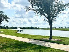 1606 Cedar Pointe Ct in Fresno, TX - Building Photo - Building Photo