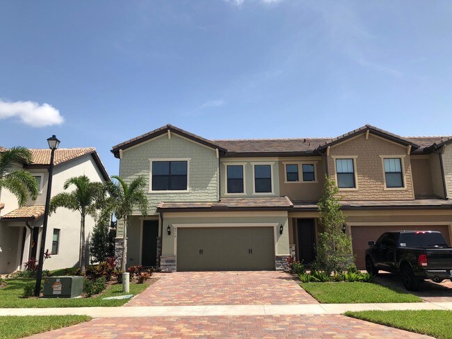 4516 San Fratello Cir in Wellington, FL - Building Photo - Building Photo