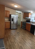 Dutch Mill Homes in Madison, WI - Building Photo