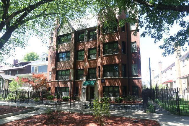 4617 N Paulina St in Chicago, IL - Foto de edificio