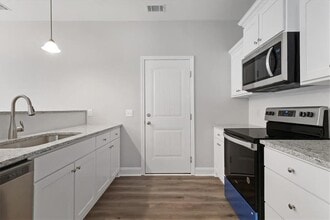 1204 Market St in Darien, GA - Building Photo - Building Photo