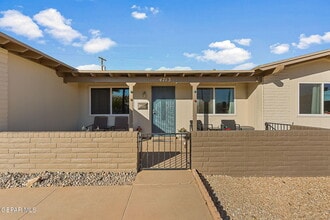 4713 Sun Valley Dr in El Paso, TX - Building Photo - Building Photo