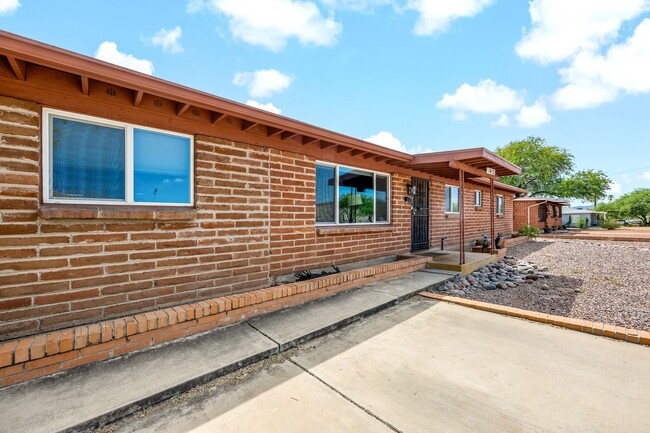 1412 E Copper St in Tucson, AZ - Foto de edificio - Building Photo